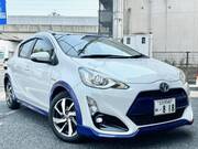 2015 TOYOTA AQUA