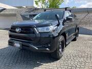 2023 TOYOTA HILUX