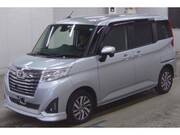 2018 TOYOTA ROOMY