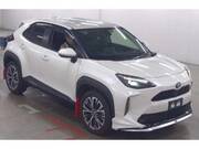 2022 TOYOTA YARIS CROSS HYBRID Z