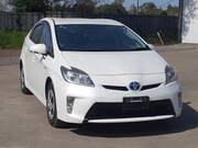 2014 TOYOTA PRIUS S