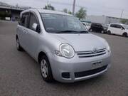 2010 TOYOTA SIENTA X LIMITED