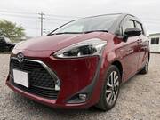 2019 TOYOTA SIENTA