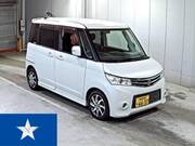 2012 NISSAN ROOX