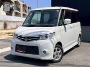 2012 NISSAN ROOX