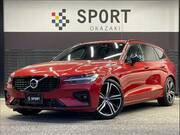 2021 VOLVO V60