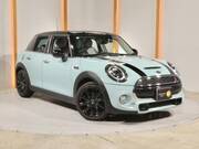 2019 BMW MINI