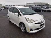 2012 TOYOTA RACTIS