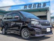 2012 TOYOTA VOXY
