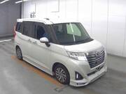 2018 TOYOTA ROOMY