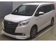 2014 TOYOTA NOAH