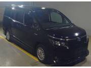 2014 TOYOTA VOXY