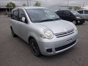 2010 TOYOTA SIENTA X LIMITED