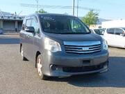 2011 TOYOTA NOAH X SMART EDITION