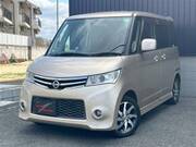 2011 NISSAN ROOX