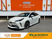 2019 TOYOTA PRIUS