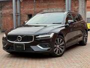 2020 VOLVO V60