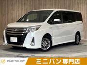 2017 TOYOTA NOAH