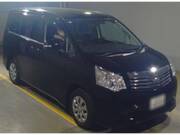 2014 TOYOTA NOAH