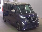 2022 NISSAN ROOX