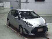 2019 TOYOTA AQUA L