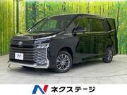 2022 TOYOTA VOXY
