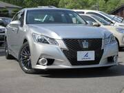 2013 TOYOTA CROWN