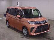 2022 TOYOTA ROOMY