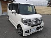 2017 HONDA N-BOX CUSTOM