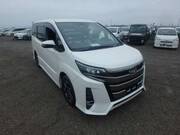2018 TOYOTA NOAH SI