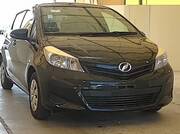 2013 TOYOTA VITZ F