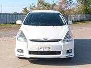 2004 TOYOTA WISH