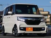 2018 HONDA N-BOX CUSTOM