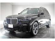 2022 BMW X7