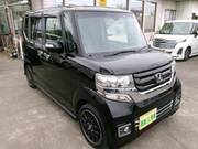 2017 HONDA N-BOX CUSTOM