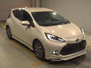 2021 TOYOTA AQUA