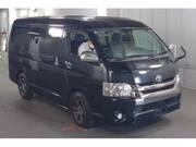 2015 TOYOTA HIACE VAN