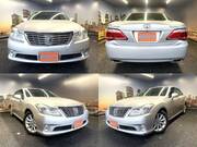 2011 TOYOTA CROWN
