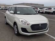 2017 SUZUKI SWIFT XG