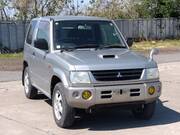 2000 MITSUBISHI PAJERO MINI V