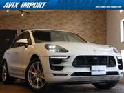 2016 PORSCHE MACAN