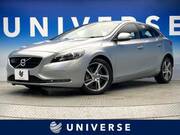 2015 VOLVO V40