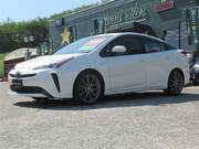 2019 TOYOTA PRIUS