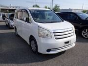 2010 TOYOTA NOAH X SMART EDITION