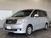 2012 TOYOTA NOAH