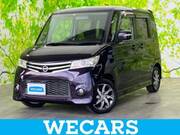 2010 NISSAN ROOX