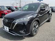 2021 NISSAN KIX