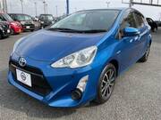 2016 TOYOTA AQUA