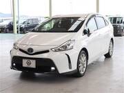 2016 TOYOTA PRIUS ALPHA