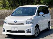 2012 TOYOTA VOXY